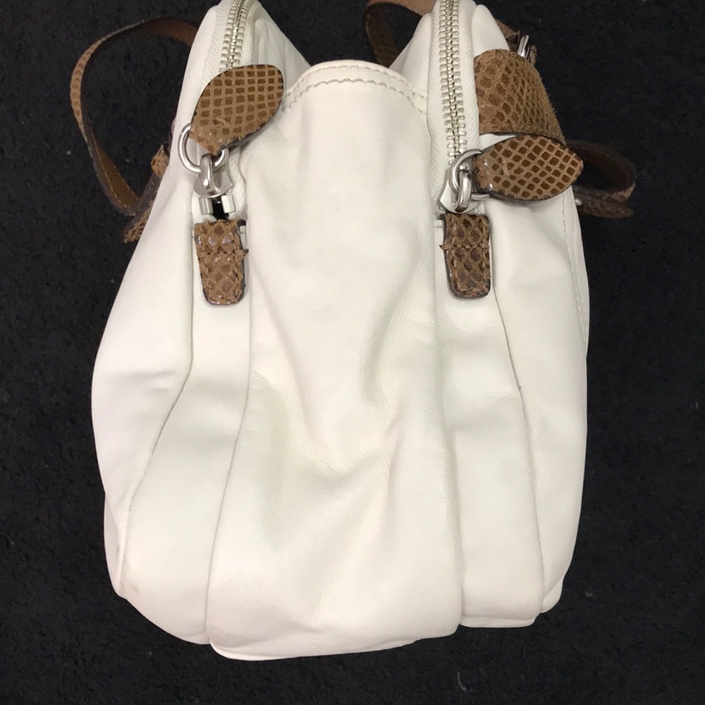 Coach Shoulder Bag - Picture 5 of 8